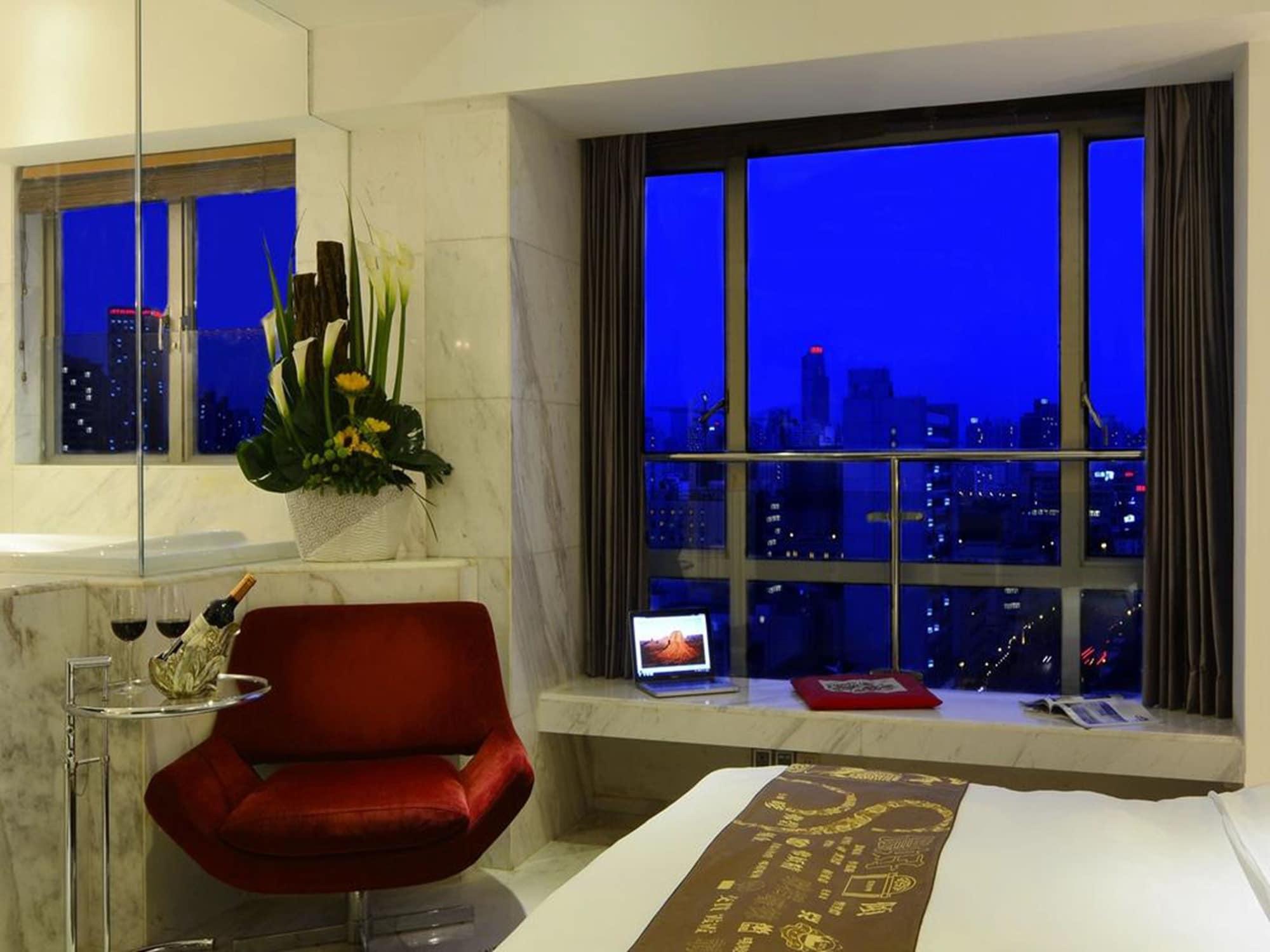 Kingtown Hotel Hongqiao Shanghai Exterior photo